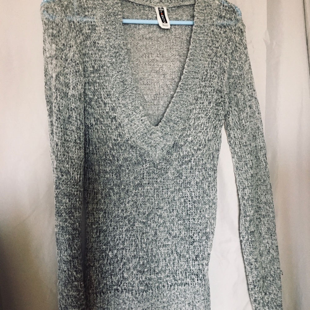 Fitted sweater